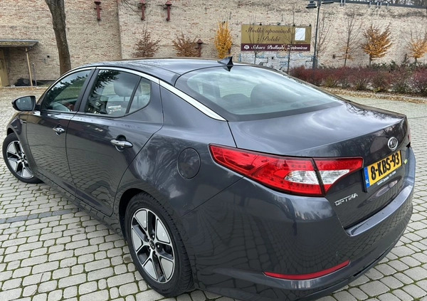 Kia Optima cena 42700 przebieg: 218000, rok produkcji 2013 z Miłomłyn małe 596